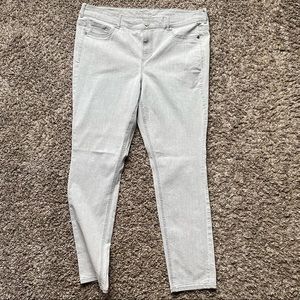 Maurices skinny jeans